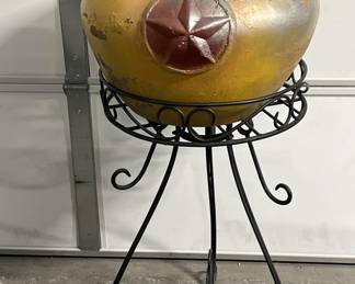 Clay Painted Planter w/ Star on Metal Stand