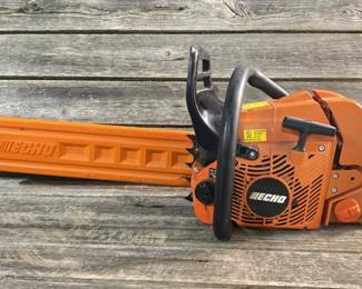 Echo Gas Powered Chainsaw Timber Wolf CS-590