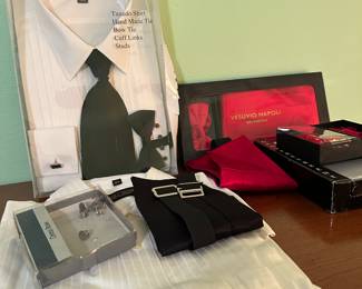 Tux accessories 