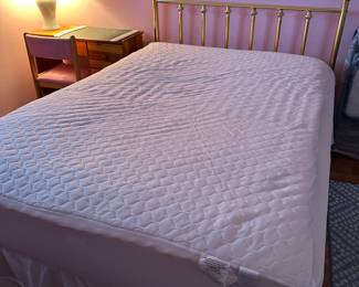 Queen bed