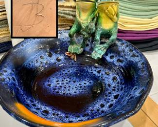Super Cute Lg Pottery Bowl Froggies 