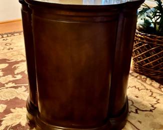 HENREDON Round Lamp Table w/Storage (2) available