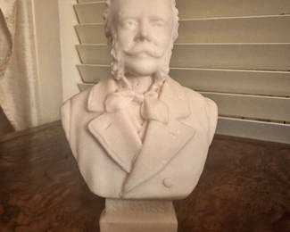 ‘Strauss’ Bust 
7.25”
