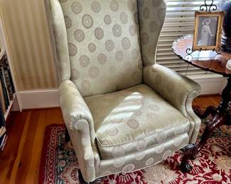 Wingback Silk Upholstery / Kindel