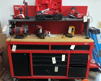 Milwaukee Mobile Work Bench, Model 48-22-8561, 38" x 61" x 22, Pegboard Adds 22" To Height