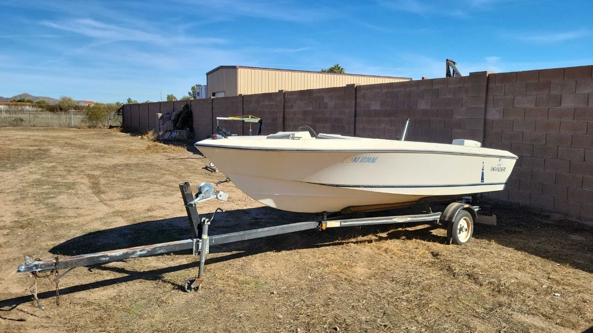18 FT. Boat Trailer With 15 Ft Boat
