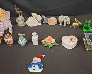 Small Decorative Collectibles