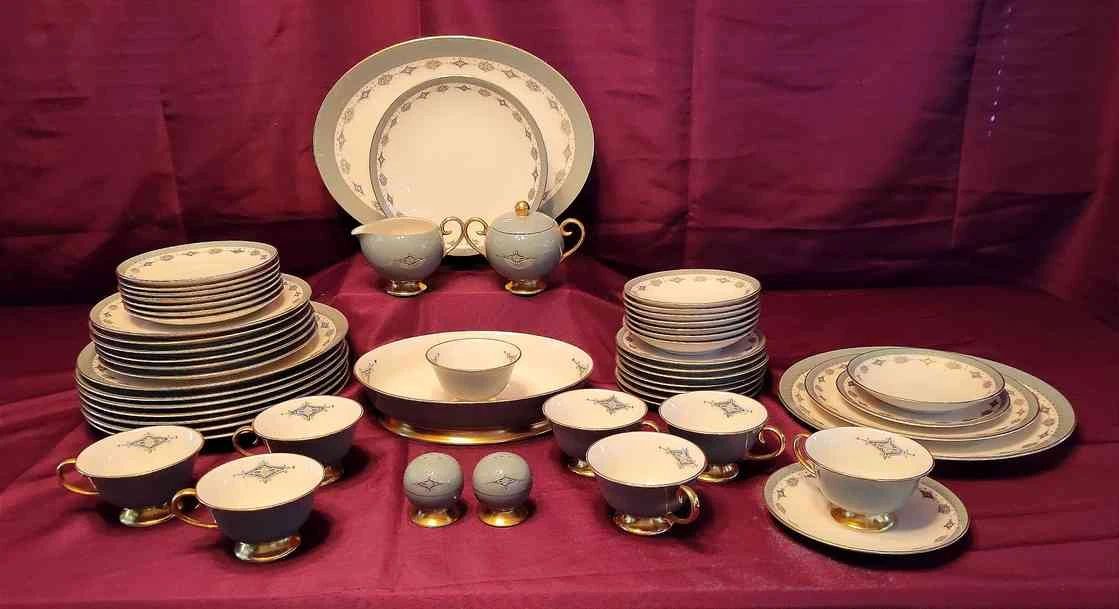 Flintridge Empress Sage China 8 Place Settings