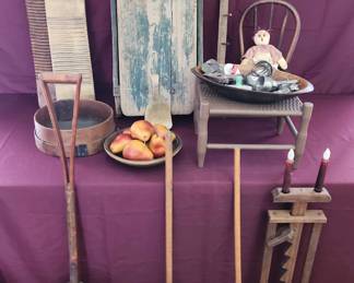 Primative Wood Pieces And Decor