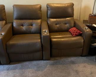 3 Piece Sectional Reclining Vox by Palliser