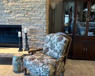 Hickory White (2 Chairs)