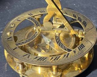 Brass sundial (4.5”)