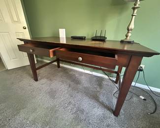 Wood Desk w loads of space plus Drawers 