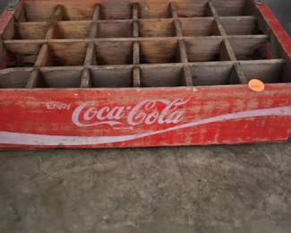 VINTAGE COCA COLA CRATE