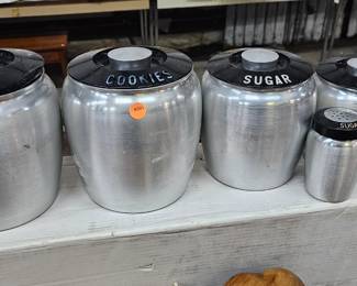 LOT OF VINTAGE METAL CANISTERS