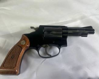 smith and wesson pistol