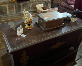 Beautiful blanket chest by Cavalier Furniture Co., Chattanooga, TN. c. Early 1900’s