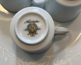 $150 Noritake Dishware (Reina) 114 pieces