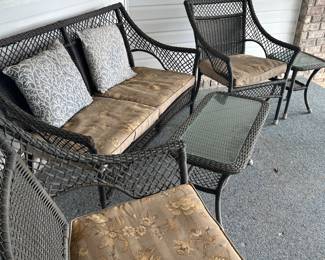 $250 Brown all weather wicker 5 piece outdoor patio set