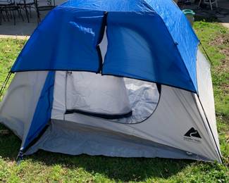 4-person tent