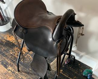 Saddle