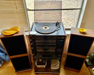 Vintage Soundesign Record Player and Sound System