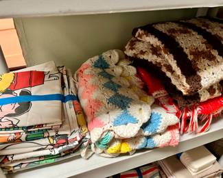 Vintage Peanuts Sheets, Vintage Afghans