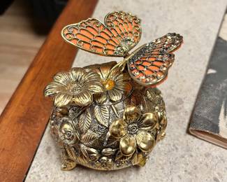 Vintage Westland Automation Butterfly Music Box- The wings move as it plays!