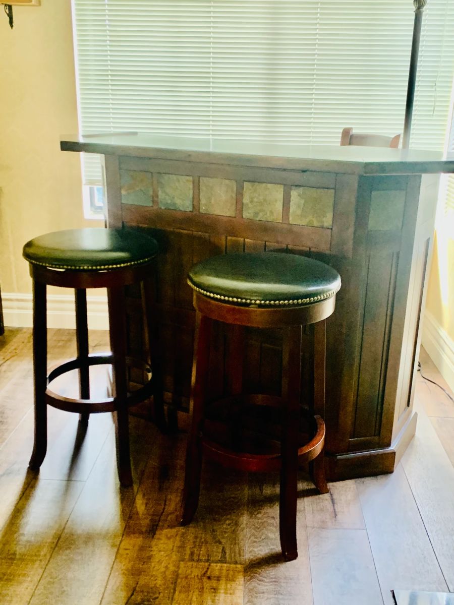 Beautiful Temecula Estate Sale 2/15, 2/16, 2/17 starts on 2/15/2024