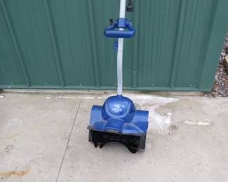 Lot 296. Snowjoe Electric shovel. Works.