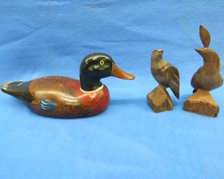 Lot 141. Decorative wooden birds
