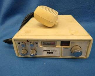 Lot 454. Cargo net and CB radio