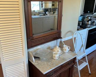 Pretty Victorian dresser