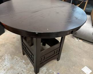 Dining room table 