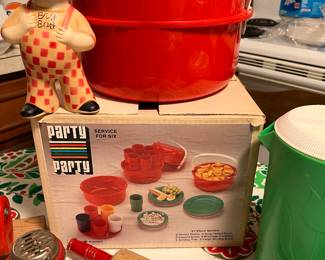 Party set in box
Shoney bank 