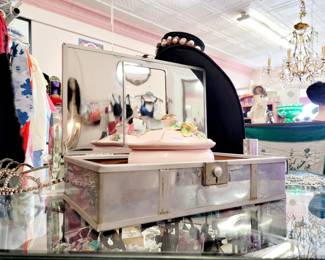20% off jewelry boxes