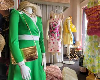 Automatically 50% off vintage clothing & handbags
