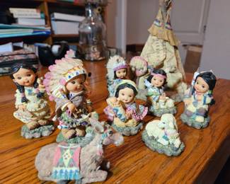 Native American (10) Piece Resin