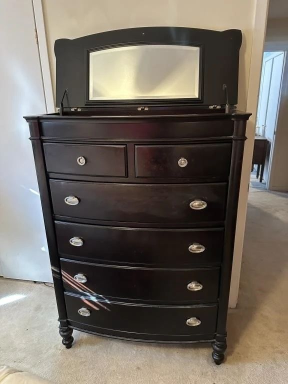 Van Alstyne Estate Downsizing Online Auction starts on 2/2/2024