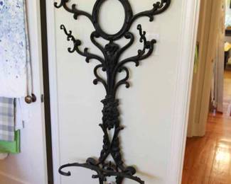 VICTORIAN STYLE IRON HAT /COAT STAND