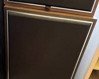 Electronics:
SONY stereo system (with radio)
Panasonic digital phones
Canon digital camera
Power Shot A570 digital camera
Schneider M-21CD, cassette, radio system
Vizio TV
Realistic stereo speakers