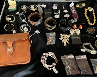 Jewelry: vintage and costume