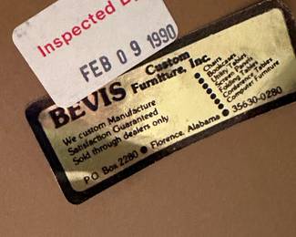 BEVIS Custom Round Pedestal Game Table