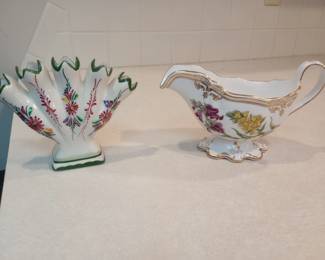 Hand Painted 5-Finger Ceramic Vase                                                                                                                 Spode Stafford Flowers Gravy Boat                                                                    