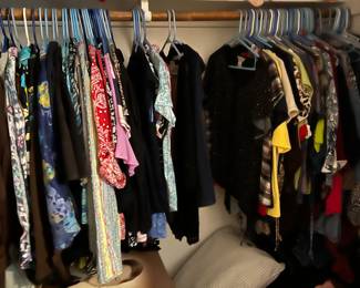 SELECTION OF WOMENS CLOTHING - 100'S MORE SOON TO BE PICTURED