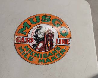 Musgo Enameled Sign