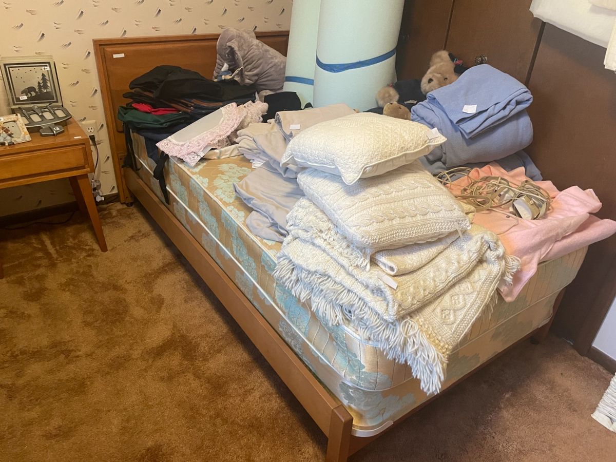 Shelby Township Estate Sale in Utica, MI starts on 4/11/2024