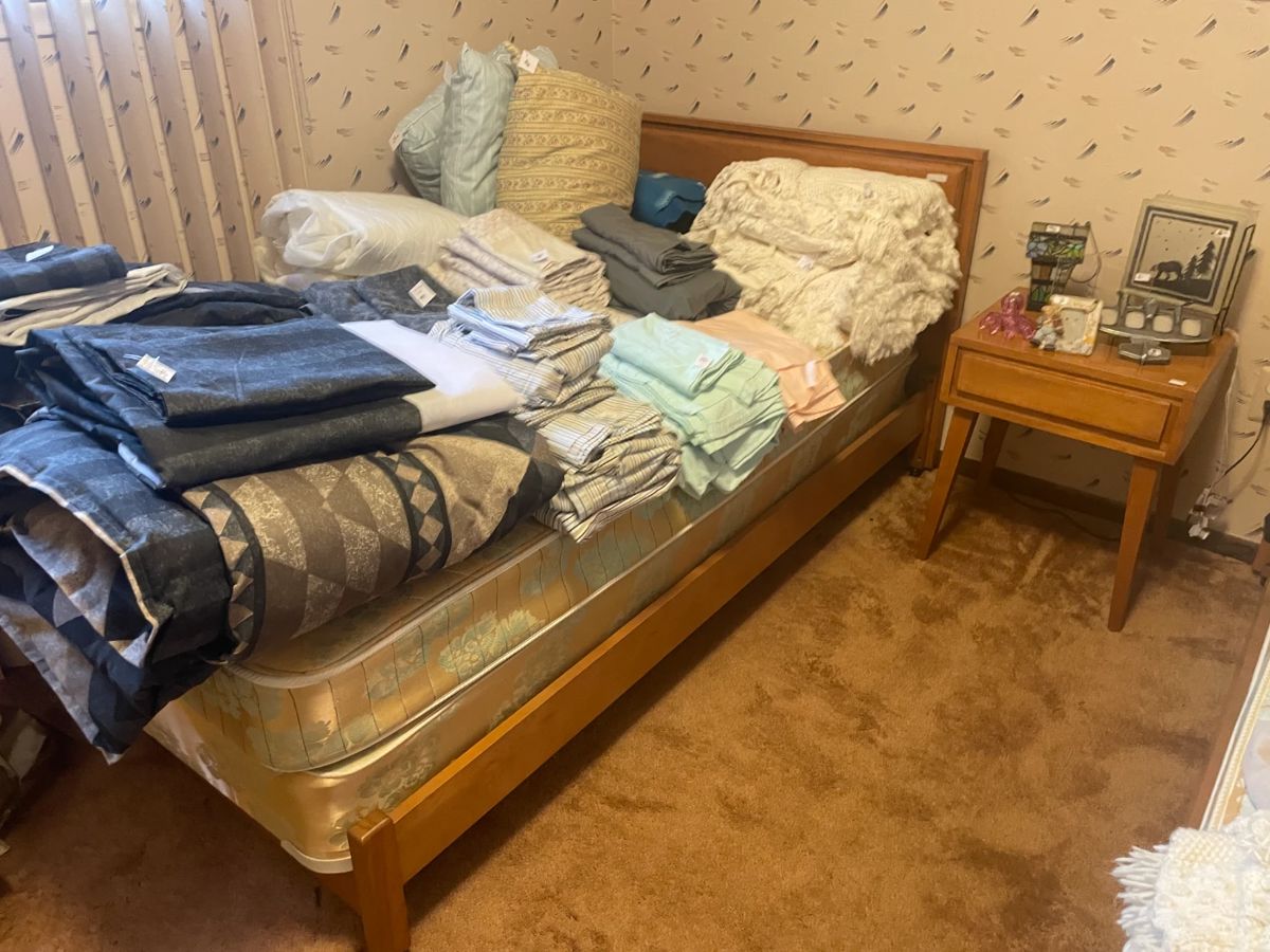 Shelby Township Estate Sale in Utica, MI starts on 4/11/2024