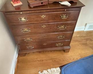 . . . chest of drawers