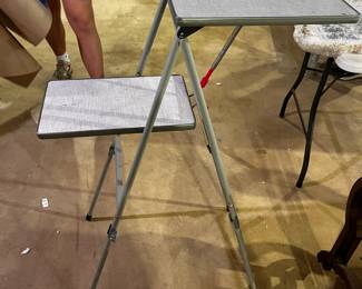 German portable display stand